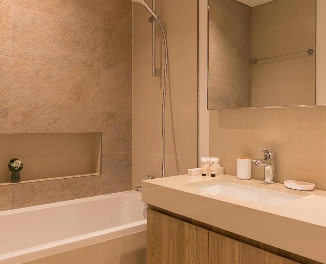 3Br And Maids Burj Khalifa And Fountain View For 8 Guests Apartment Dubai
